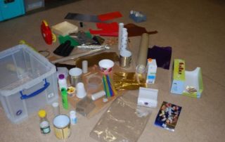 Materialsammlung für den Bau des Raumschiffs